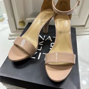 Naturalizer Blush Patent Heels